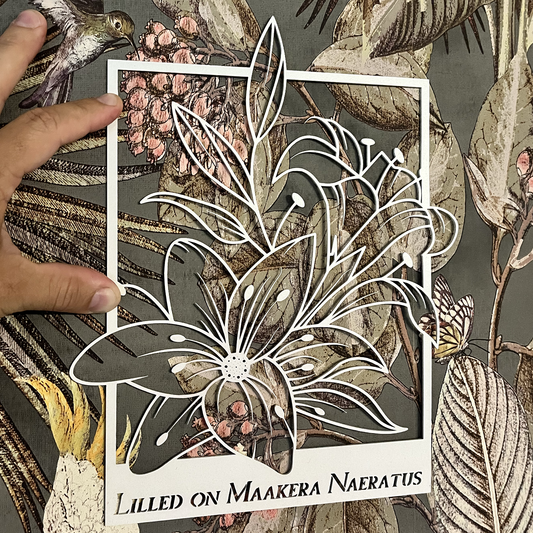 Customisable Frame with Flowers